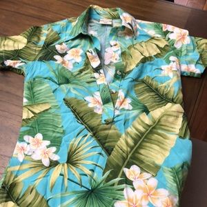 Hawaiian, blue floral, half button up, pocket, tapered
